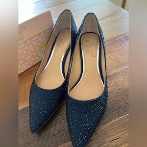 Badgley Mischka Blue Jeweled Kitten Heel Shoes Size 6